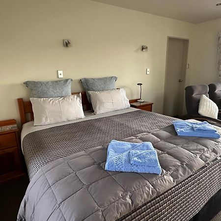 蓝钟小屋旅馆 哈士汀 外观 照片